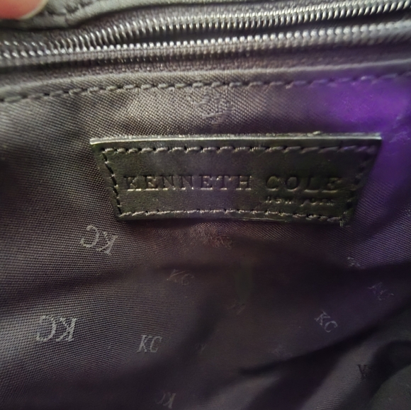 Kenneth Cole Bag - Picture 8 of 8